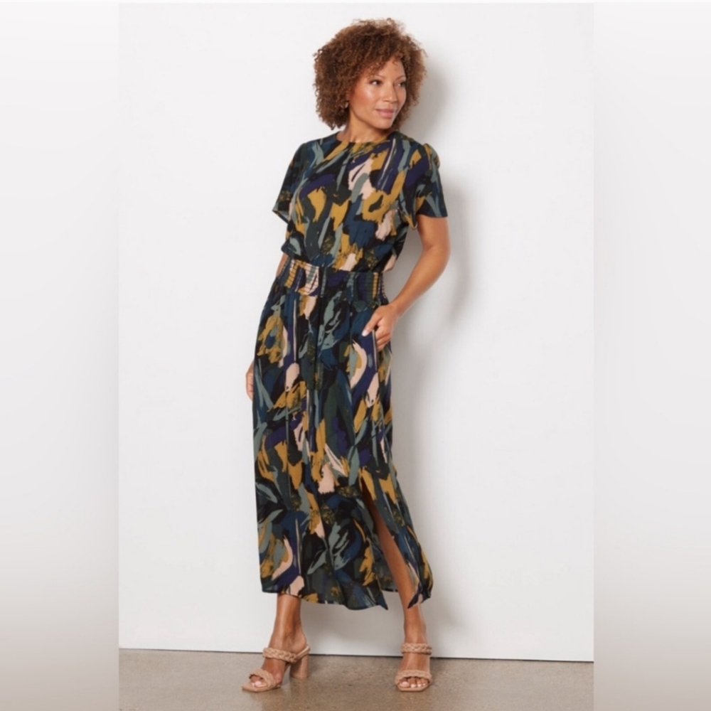 Evereve Alexis Smocked Midi Dress in Painterly Print